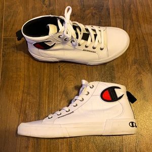 Brand: Champion  Color: White/Black/Red  Size: 7